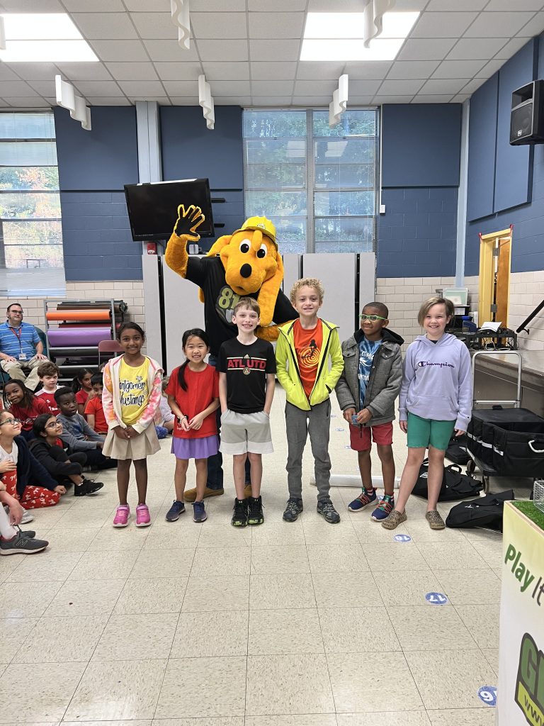 Digger and Ms. Maria visited Montgomery Elementary School! Digger Dog
